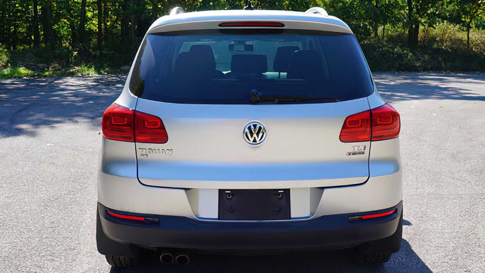 Volkswagen Tiguan R-Line      2016