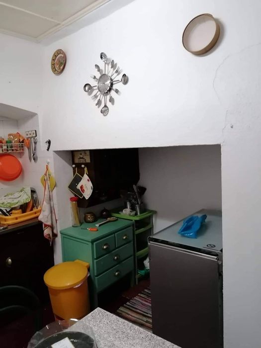 Vende se T2 em Veiros, Estremoz