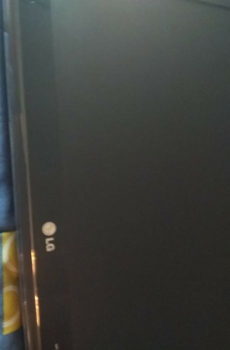 LG 24'' Full HD Screen TV Working at 67 CMS64586009825025120