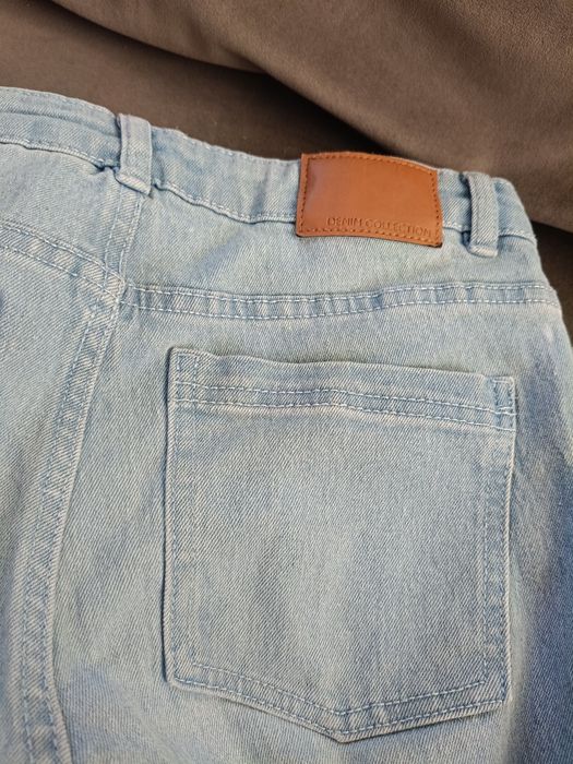 Spodnie,jeansy szersze nogawki Sinsay 152 cm