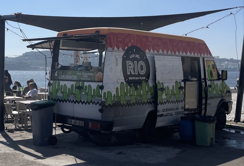 Iveco Daily Food Truck Homologada | Totalmente Equipada | Roulote Bar