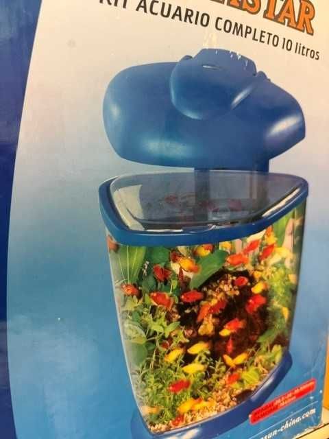 Aquário de 10 litros com luz