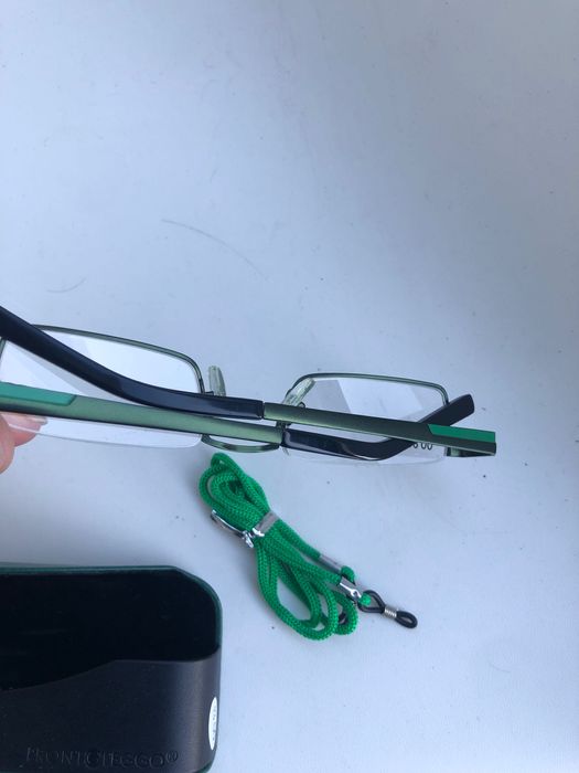 Óculos de leitura ( +3.00) Novos