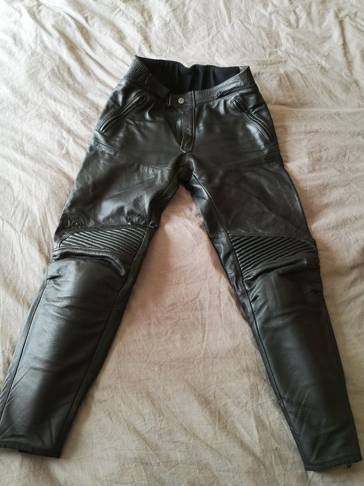 Fato combinado motard em couro marca YES  tamanho M