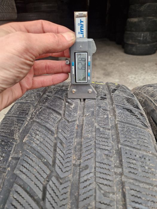 Шини зимові 225/40/R18 92V Cengeshan Montice CSC-901