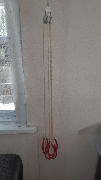 Спортивно-тренировочное устройство (тренажер)《Грация》