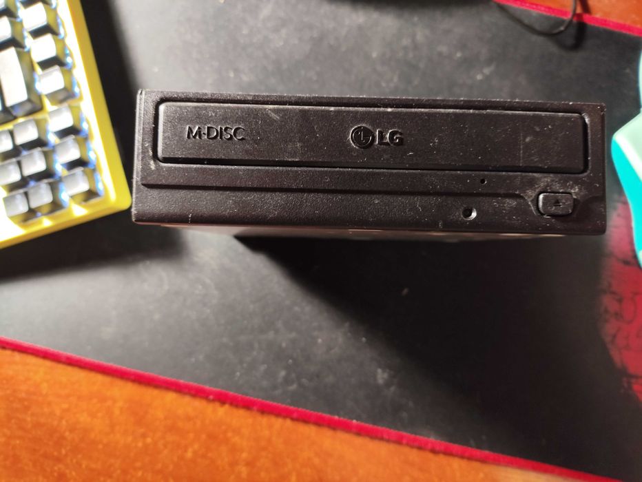 Продаю CD-ROM LG: 173 грн. - Комплектуючі та запчастини Київ на Olx
