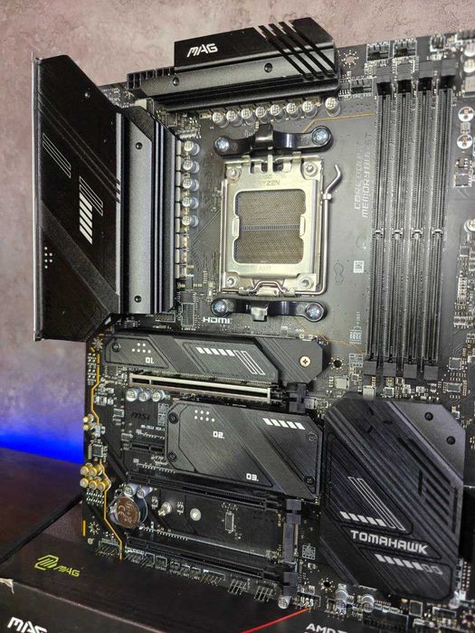 Материнська плата Msi Mag X670E Tomahawk Wifi (AM5) 7000-9000 AMD