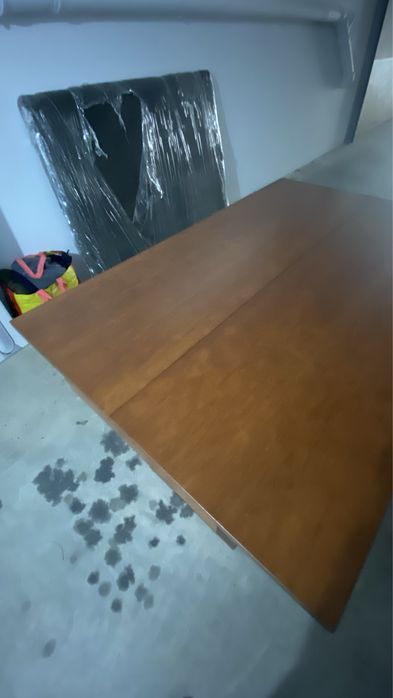 Mesa em Nogueira Natural - Extensivel