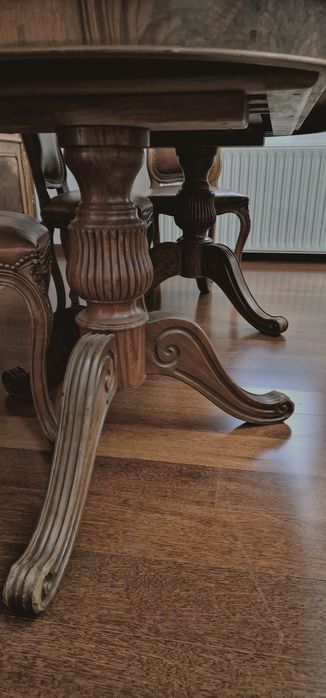 Conjunto Sala, Madeira maciça