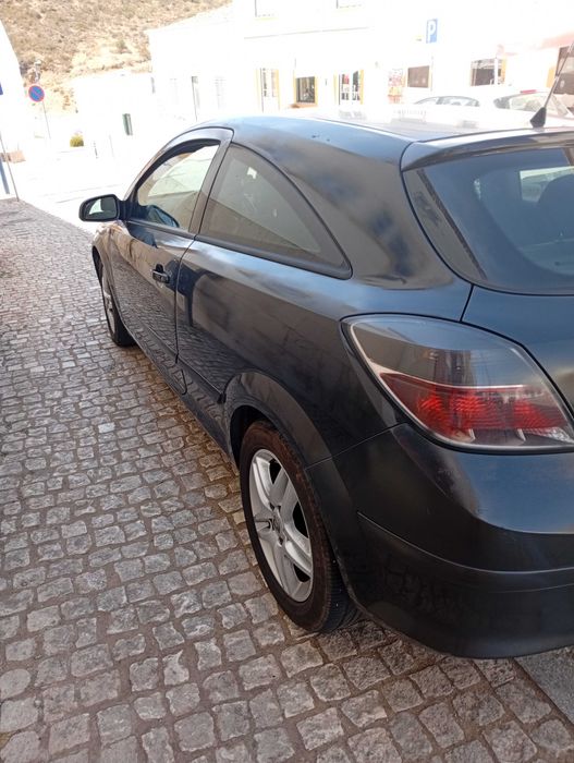Opel Astra GTC 1.3/cdti
