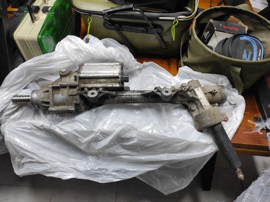 BMW F10 електрична рульова рейка — донор / під відновлення