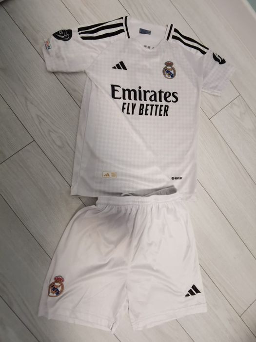Stroj Emirates super