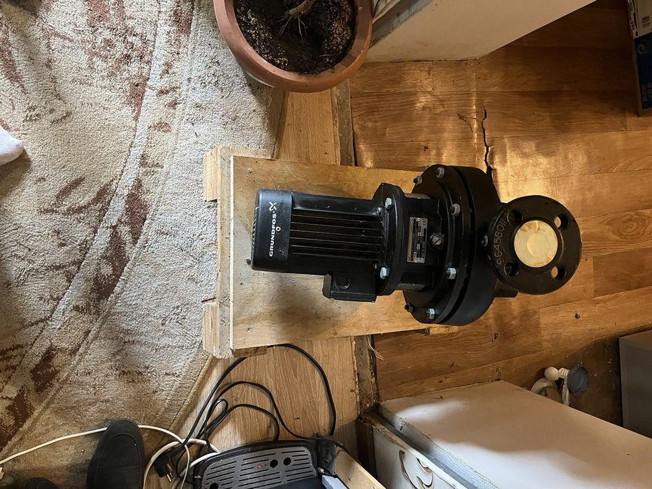 Насос Grundfos TP32-120/4