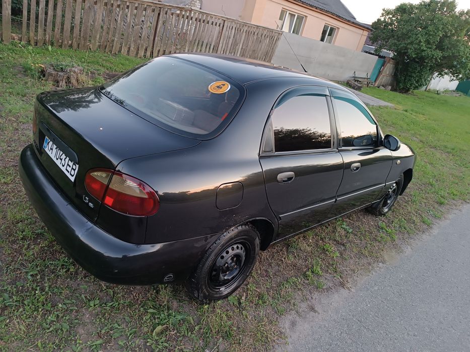 Продам своє авто. 2009р.в. В гарному стані, обезшумлена, салон в чудовому стані, два комплекти гуми, кожного дня в ходу.