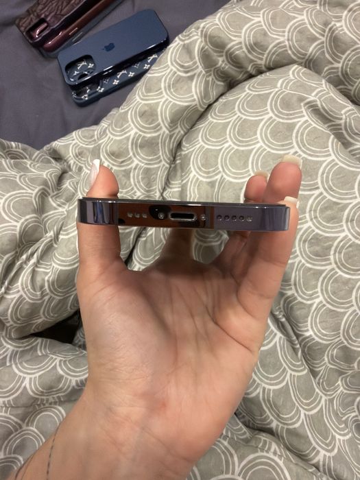 Iphone 14 pro deep pearple