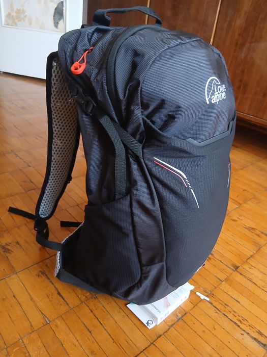 Спортивний рюкзак для активного відпочинку Lowe alpine airzone active 22