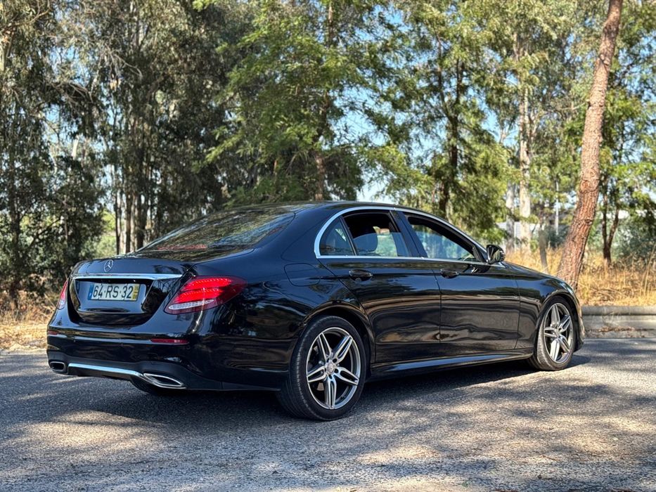 Mercedes-Benz E220d AMG