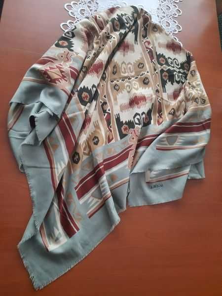 Duża chustka - kwadratowa