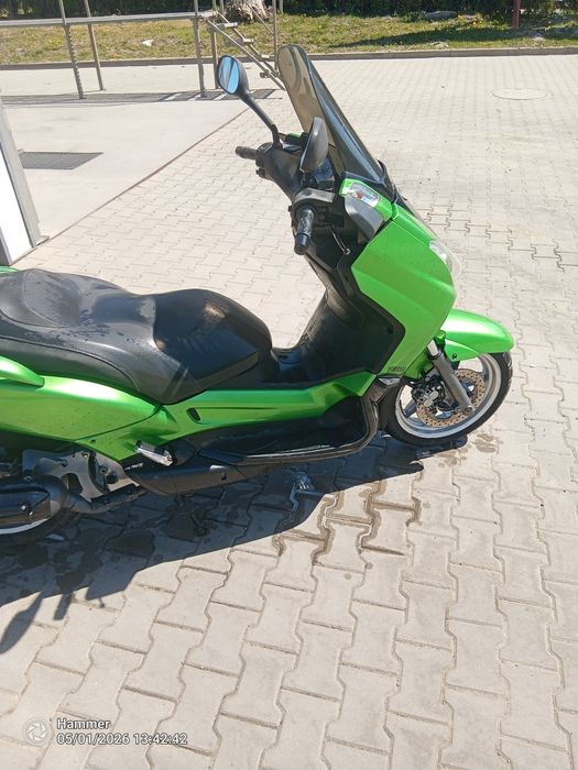 Yamaha x max 125