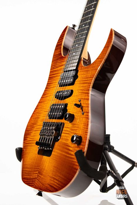 Ibanez RG7570Z J.Custom Bright Brown Rutile