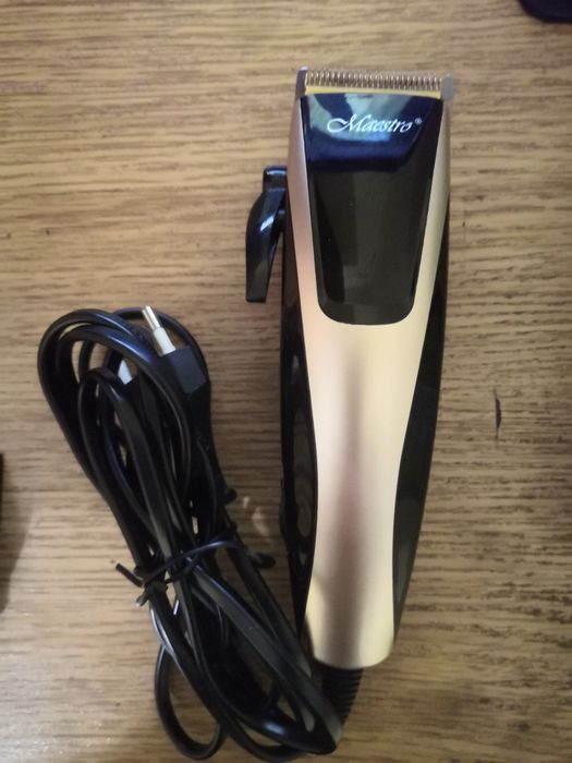 Машинка для стрижки волосся