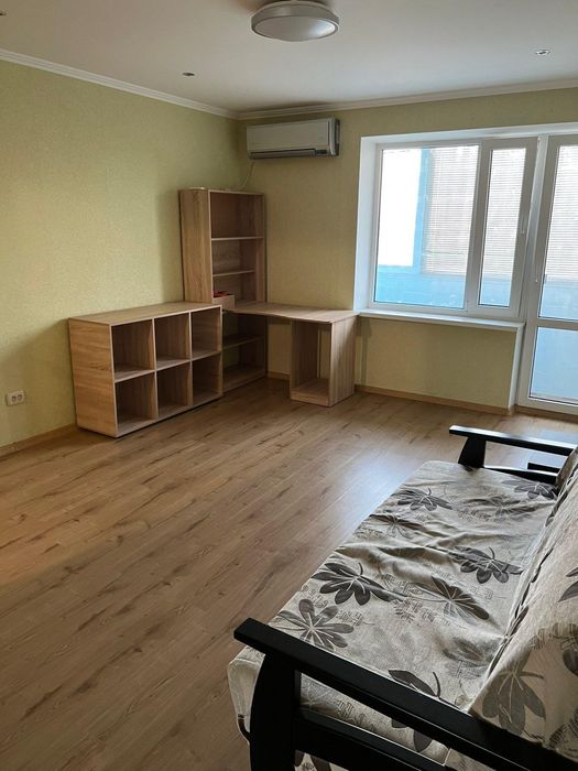 Сдам  1 к.кв. в  Южном м-не