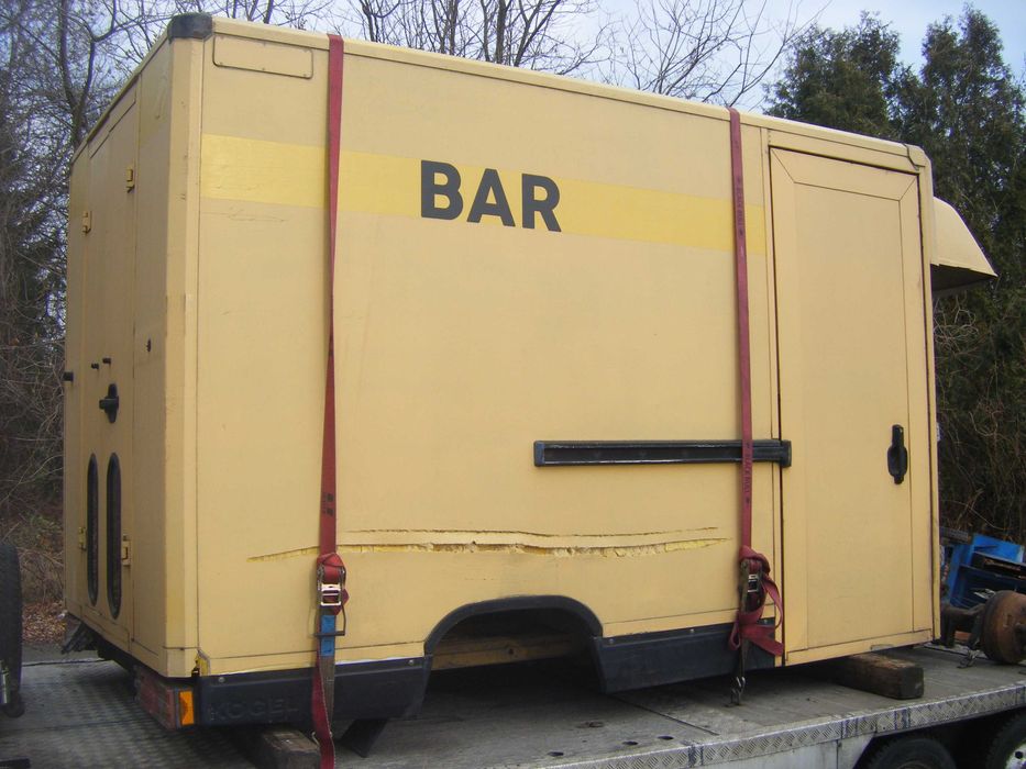 Kontener Ocieplany 4 drzwiowy Food Truck Sklep Niemiecki Kurnik