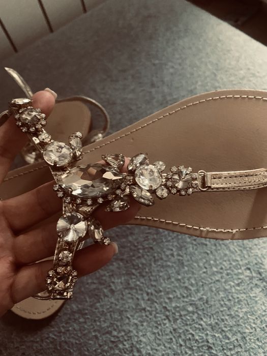 Japonki z kamieniami roz 38