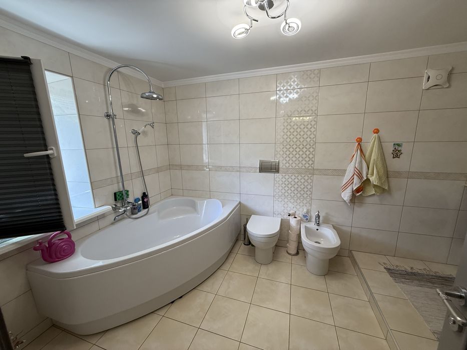 Продаю дом 150м2 с гаражом мкр Терновка