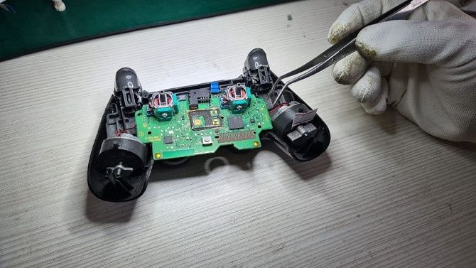 Ремонт джой PS5, PS4, PS3 игровых приставок, дрифта стиков и др.