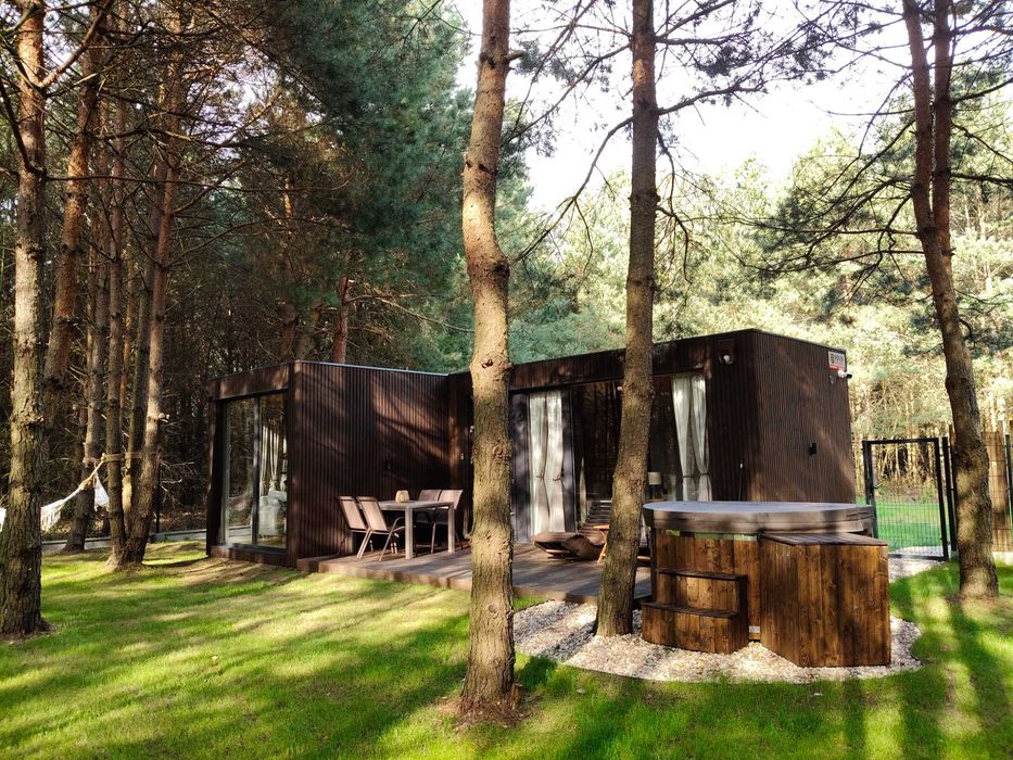 Domki na wynajem w lesie pod Warszawą - jacuzzi i sauna