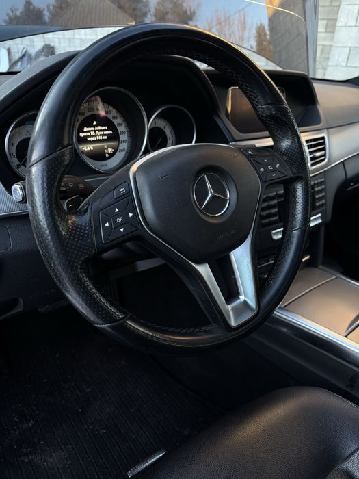 Торпеда w212 rest mercedes торпеда мерседес 212 рест консоль чорна