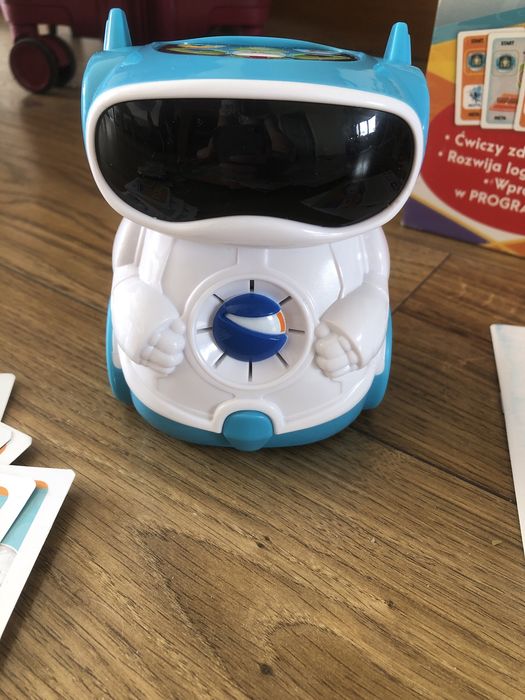 Mówiący robot edukacyjny coding lab DOC
