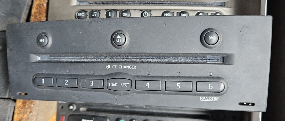 Renault Megane II zmieniarka płyt CD