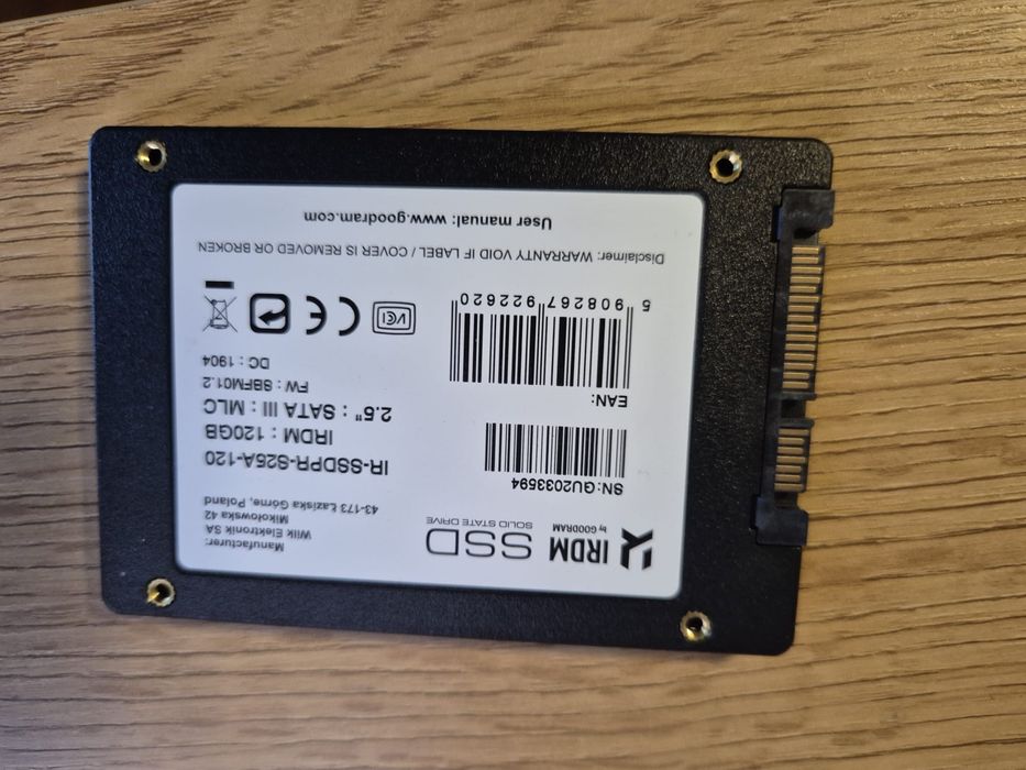 Dysk ssd 120 GB.