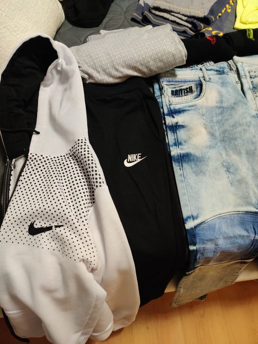 Lote de roupa nova e usada