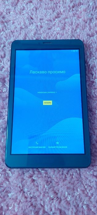 Планшет Nomi Corsa 3