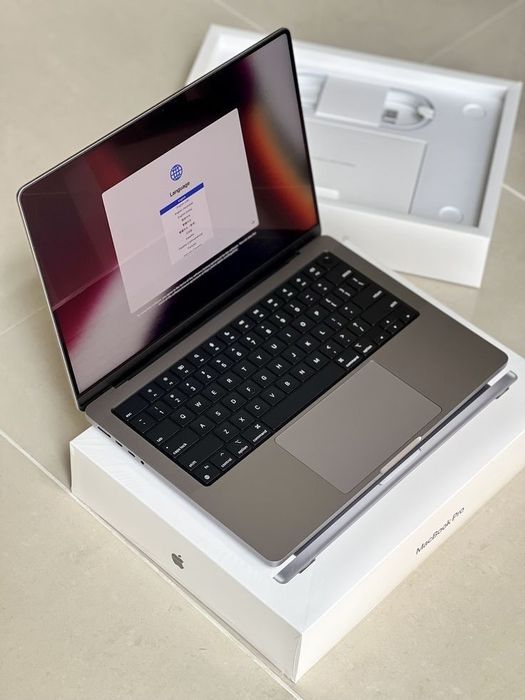 Skup Apple MacBook Apple Laptop IPhone Telefon Warszawa