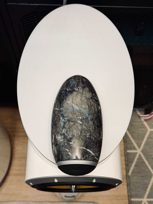 Bowers & Wilkins Signature Diamond 40th — лимитка 2007, 1000 пар на весь мир | напольная, алмаз, мрамор Carnico, Англия, идеал