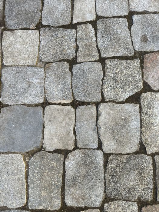 Kamień ozdobny granitowy idealny na mozaiki, ścieżki, ogród cena za 1m