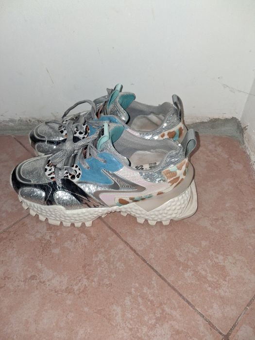 Russel Sneakers novos (40)