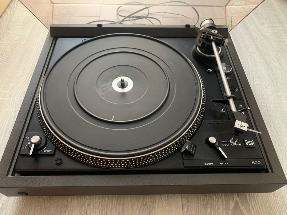Gramofon DUAL 522
