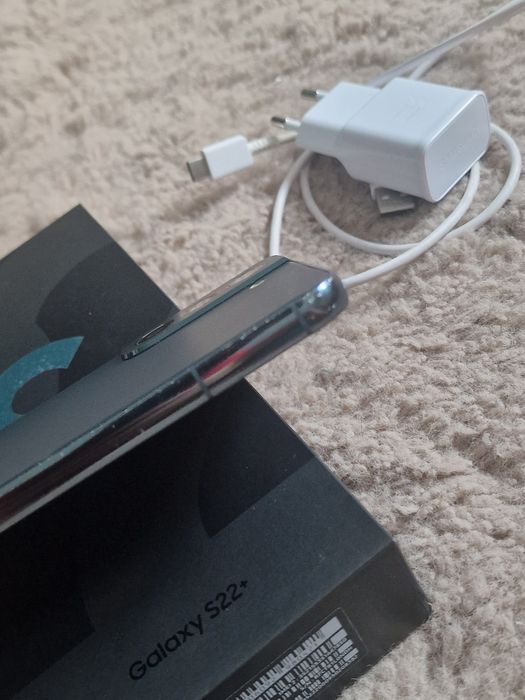 Samsung S22+ PLUS 256GB + ładowarka, etui