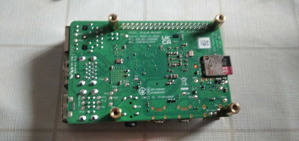 Мікро комп'ютер Raspberry Pi 4 B