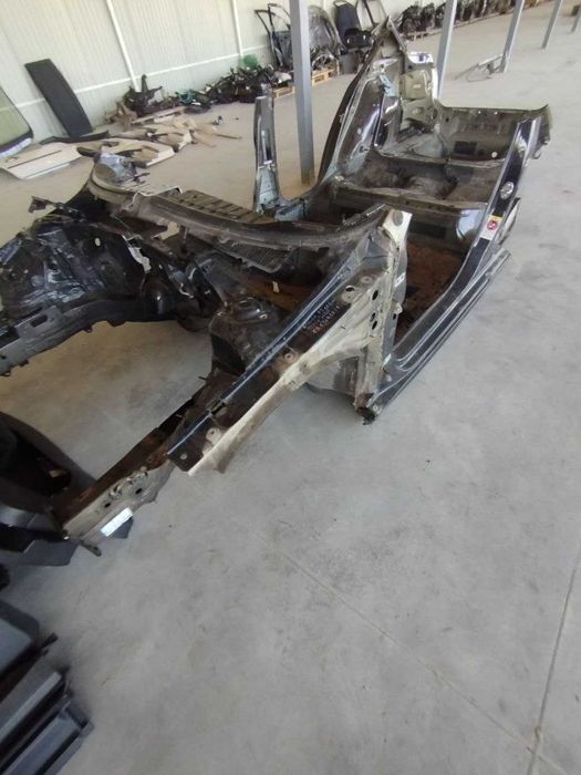 Четверть передня ліва поріг Шкода октавія А7 Skoda A7  5e5809601a