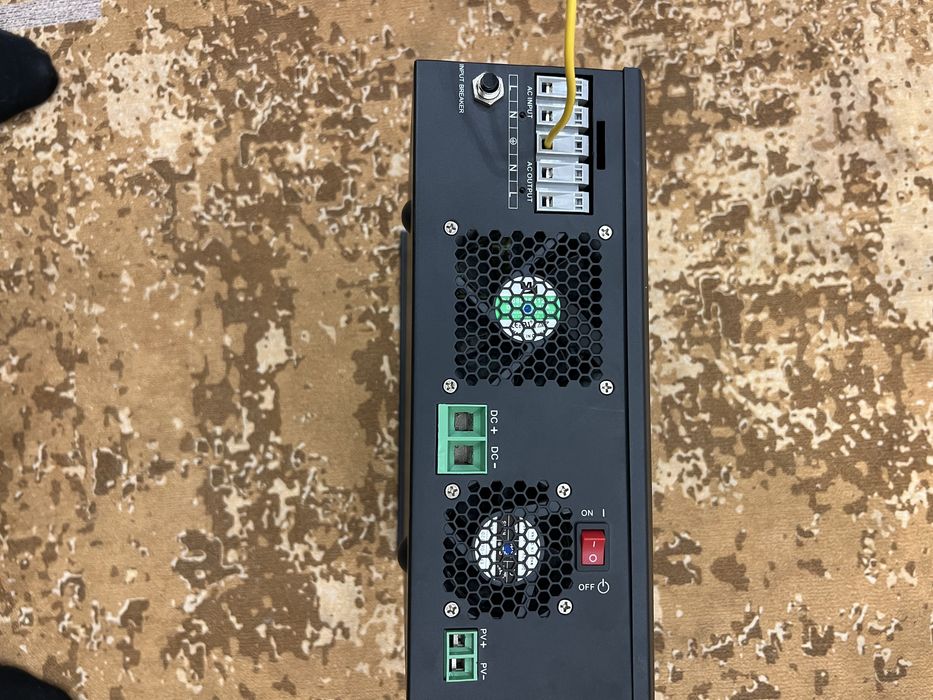 Сонячний інвертор перетворювач Voltpolska SINUS PRO ULTRA 6000 24/230 В (3/6 кВт)