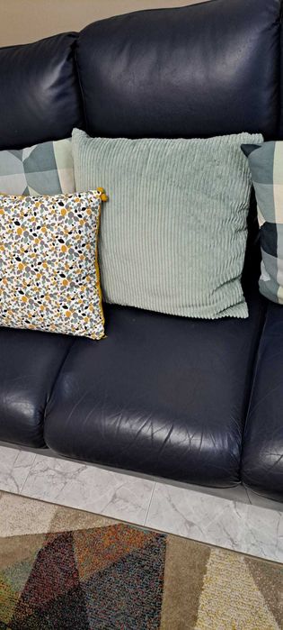 Sofá de Pele Azul Escuro