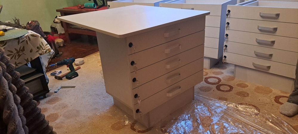 Виготовлення меблів на замовлення.