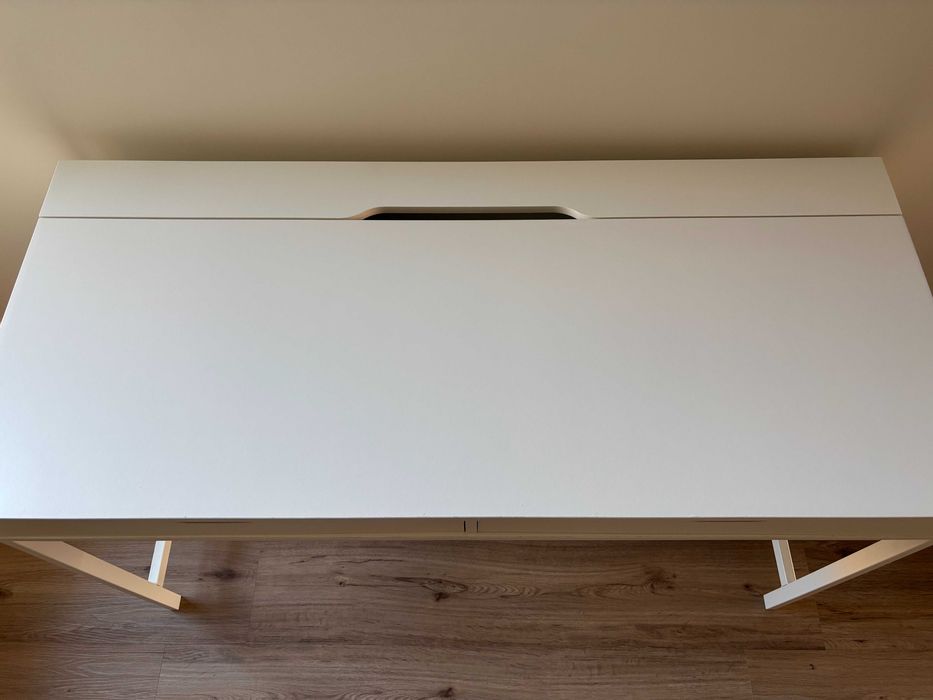 Secretária IKEA Alex 132 x 58cm - como nova